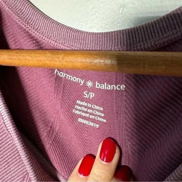 NWT HARMONY/BALANCE MAUVE CROPPED TOP/BRA S - Picture 4 of 5